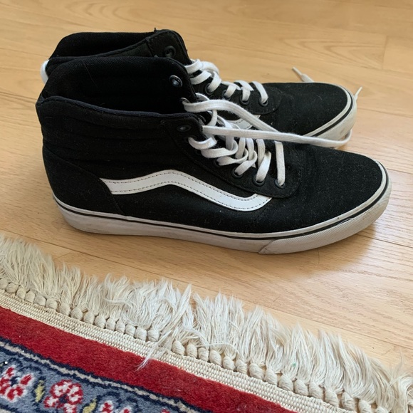 vans high ankle shoes
